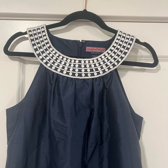 Vineyard Vines Women's Silk Navy Shift Dress Embroidered Neck Size 8 - Picture 2 of 8
